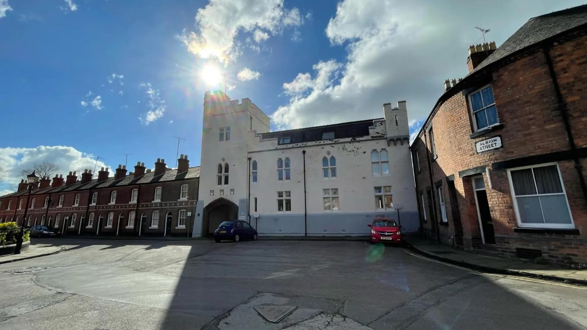 Chester Stays - Best Value Apartment With Free Parking In The Heart Of Chester